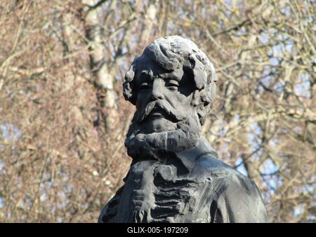 Statue of Kossuth Lajos - Sárospatak - Hungary-stock-foto