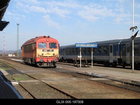 Sátoraljaújhely - Railway station - Train - Locomotive - Hungary-stock-foto