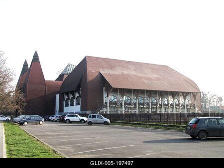 Árpád vezér High School - Makovecz Imrer architect - Sárospatak - Hungary-stock-foto