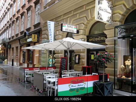 Vienna - Hungarian Restaurant - Austria-stock-foto