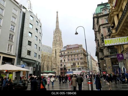 Vienna - Graben and Stephans Platz - Stephans Dom-stock-foto