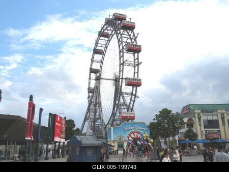 Big wheel - Vienna - Prater - Amusement-stock-foto