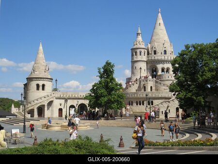Tourists on the Fisherman's Bastion - Budapest - Hungary-stock-foto