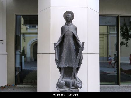 The statue of Saint Imre in the Veszprém castle - Hungary-stock-foto