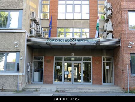 Hungarian Institute of Transportation Sciences - Budapest-stock-foto