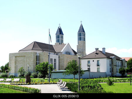 Mezőkövesd - Church - Hungary-stock-foto