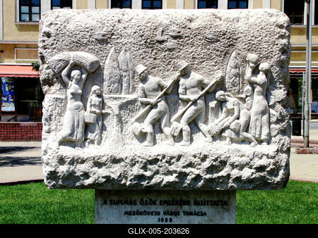 Mezőkövesd - Summás statue - Hungary-stock-foto