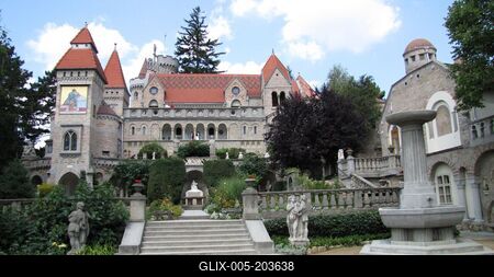 Bory Castle - Székesfehérvár - Hungary - Romantic-stock-foto