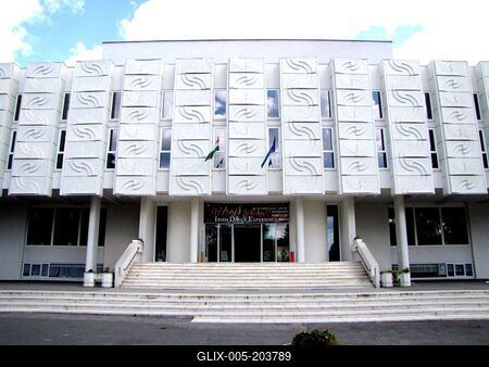 The Sándor Hevesi cultural center in Nagykanizsa - Huingary-stock-foto