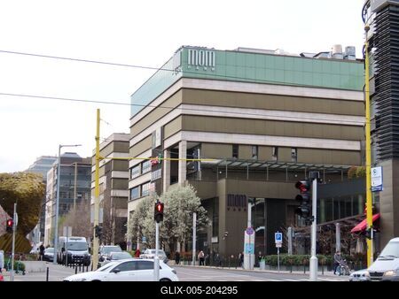 MOM Park shopping and entertainment center - Budapest-stock-foto