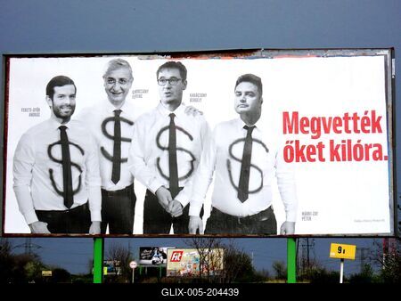 Government propaganda poster - Opposition - Hungary-stock-foto