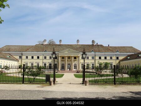 Csákvár - Hungary - Esterházy castle - Hospital-stock-foto