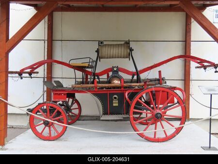 Fire truck from 1926 - Budapest - Antiquity-stock-foto
