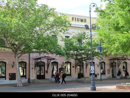 Békéscsaba - Hotel Fiume - Hungary-stock-foto