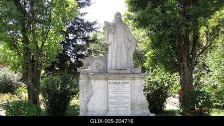 Statue of Tessedik Sámuel - Szarvas - Hungary-stock-foto