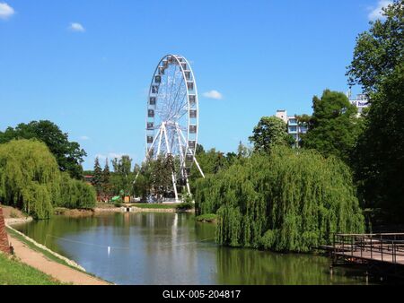 Ferris wheel - Gyula - Hungary-stock-foto