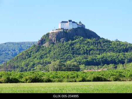 Füzér Castle in the Zemplén Mountains - Hungary-stock-foto