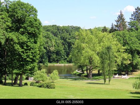 Károlyi Castle Park - Füzérradvány - Hungary-stock-foto