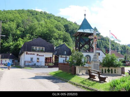 The center of the Újhuta settlement in the Zemplén Mountains - Hungary-stock-foto
