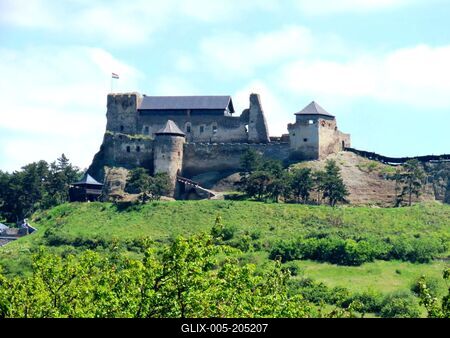 Boldogkő Castle in the Zemplén Mountains - Hungary-stock-foto