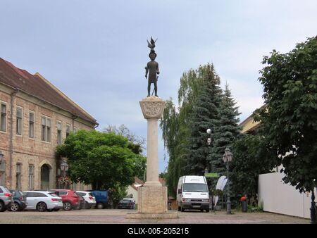 St. Stephan's statue - Tokaj - Main square-stock-foto