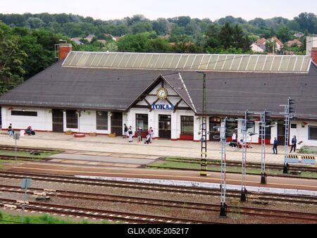 Tokaj - Railway station - Hungary-stock-foto
