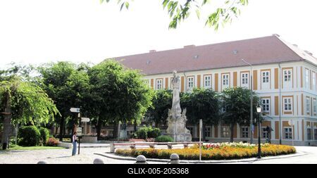 Kalocsa - The Holy Trinity square - Hungary-stock-foto