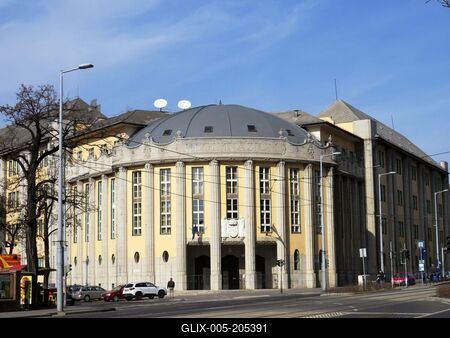 St. László High School - Budapest - Kőbánya-stock-foto
