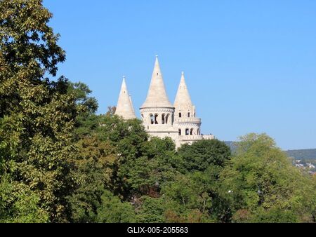 The towers of the Fisherman's Bastion - Budapest-stock-foto