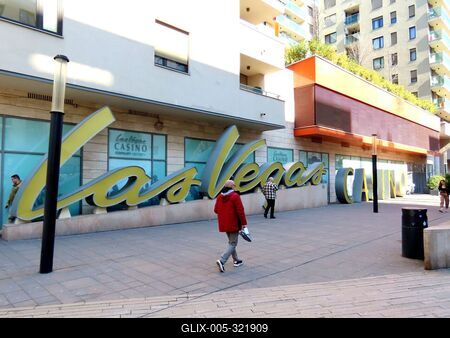 Las Vegas Casino on the Corvin Promenade - Budapest-stock-foto