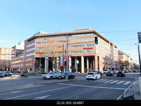 Soroksári Street - Haller Gardens Office building - Budapest-stock-foto