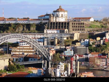 Porto - City panorama - Monastery - Luíz bridge - Douro river - Portugal-stock-foto