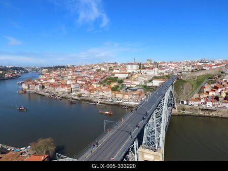 Porto - Panorama - Douro river - Luíz Bridge - Portugal-stock-foto