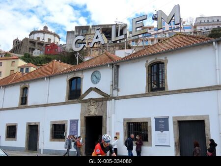The Cálem winery - Porto - Portugal-stock-foto