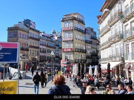 Downtown cafe - Porto - Portugal - Tourism-stock-foto