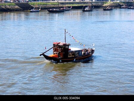 Porto - Sightseeing boat on the Douro River - Portugal-stock-foto