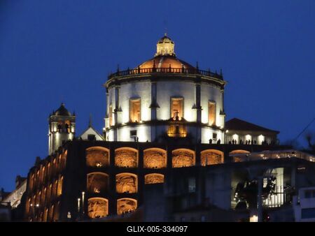 Serra do Pilar Monastery at night - Porto - Portugal-stock-foto