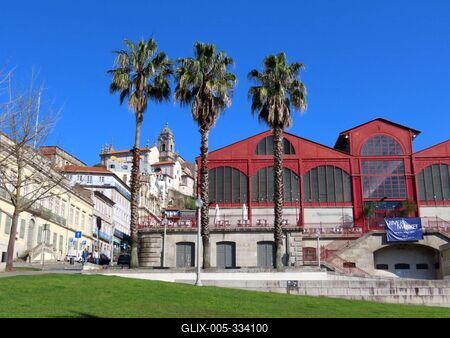 The riverside market - Porto - Portugal-stock-foto