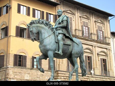 Bronze equestrian statue of Cosimo de' Medici - Florence - Firenze-stock-foto
