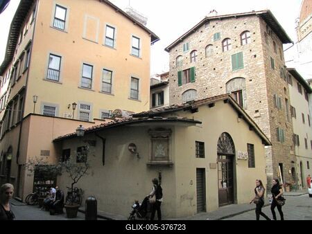 Downtown street in Florence - Via dello Studio-stock-foto