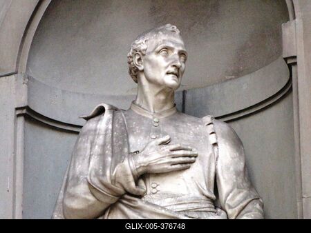 Statue of Amerigo Vespucci - Girenze - Uffizi Gallery - Florence-stock-foto