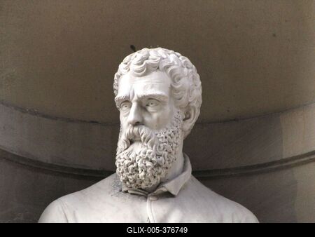 Statue of Benvenuto Cellini - Florence - Firenze - Uffizi Gallery-stock-foto