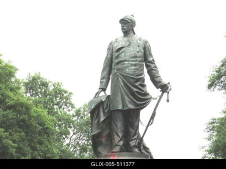 Berlin, 1 July 2017Memorial of Otto von Bismarck, the first Chancellor of the German Empire.Otto von Bismarck, a n?met birodalom els? kancell?rj?nak eml?km?ve a Stern t?ren. Reinhold Begas alkot?sa 1901-b?l.-stock-foto