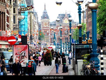 Damrak - Amsterdam-stock-foto