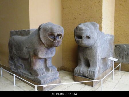 Berlin, 23 March 2018 The lion sculptures set at the inner gate of Sam 'al Zincirli citadella  from the 10th-8th. century BC. The former state-city is now located in Turkey.A Sam 'al Zincirli citadella bels? kapuj?n?l ?ll?tott oroszl?n szobrok a Krisztus el?tti 10-8. sz?zadb?l. Az egykori v?ros?llam ma T?r?korsz?g ter?let?n tal?lhat?.-stock-foto