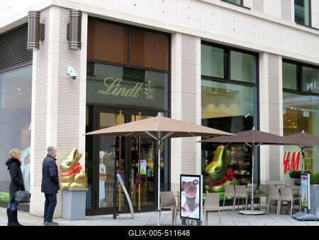 Berlin, 24 March 2018Lindt chocolate shop.Lindt csokol?d?bolt.-stock-foto