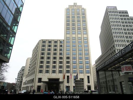 Berlin, 24 March 2018The Potsdam Square (Potsdamer Platz).A Potsdam t?r (Potsdamer Platz).-stock-foto