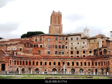 Forum Trajan - Rome - Market -Apollodorus-stock-foto