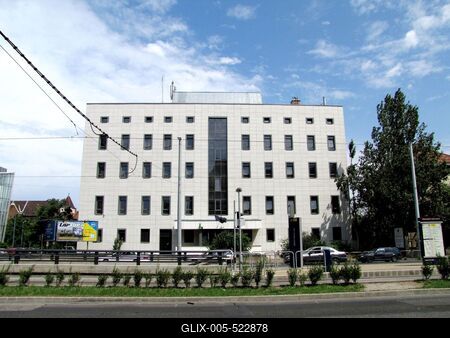 Budapest, 6 August 2016The Highway patrol Police Department of Budapest.A Budapesti Rend?r-f?kapit?nys?g (BRFK) K?zleked?srend?szeti F?oszt?lya a XIV. ker. Hung?ria krt. 149. sz. alatt.-stock-foto
