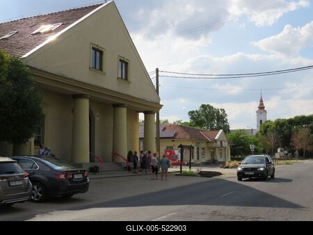 Tápiószentmárton - Cultural center - Church - Hungary-stock-foto